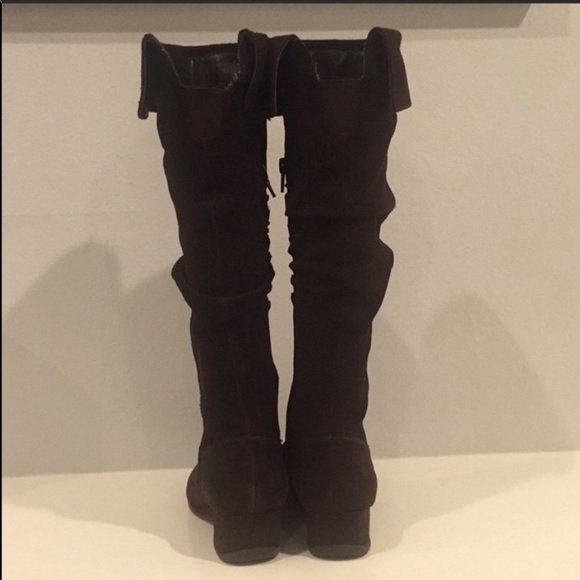 ME TOO brown suede wedge boots Size 6.5 - Picture 3 of 8